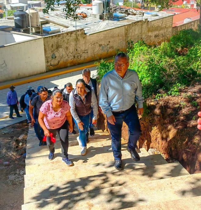 El alcalde, reconoci&oacute; la visi&oacute;n, disposici&oacute;n y sensibilidad del Presidente de la Rep&uacute;blica, y del Gobernador del Estado, para impulsar el desarrollo de San Crist&oacute;bal de Las Casas.