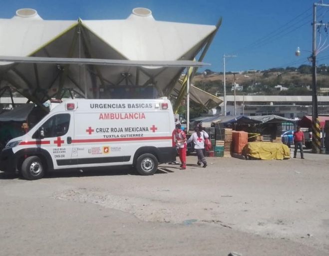 #TuxtlaGutiérrez || INVESTIGAN robo con violencia a una mujer en Las Torres