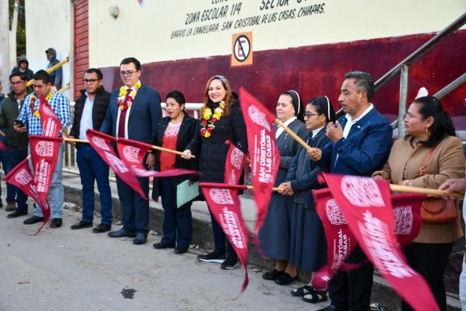 Despu&eacute;s de m&aacute;s de 30 a&ntilde;os, inicia obra hist&oacute;rica en la calle Los Le&ntilde;adores del barrio de la Candelaria