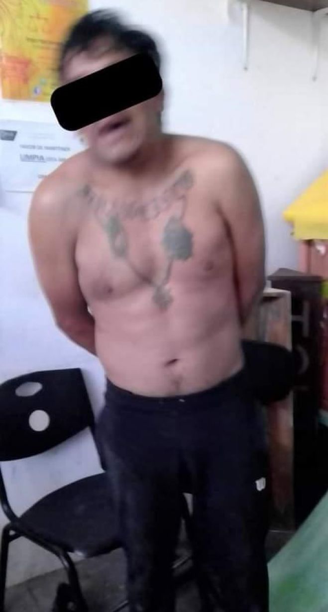 DETIENEN A SUJETO POR INTENTAR AGREDIR A MACHETAZOS A CIUDADANOS