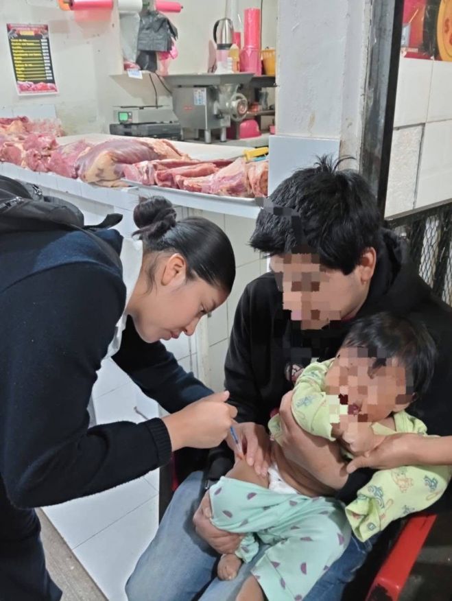 Intensifican brigadas de vacunación en Los Altos de Chiapas 