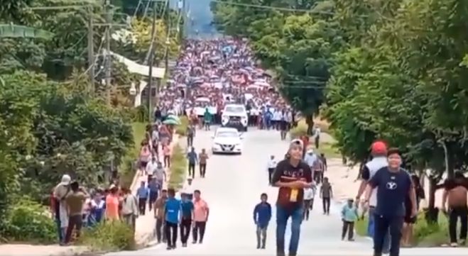 Marchan por la paz comuneros y habitantes de Nueva Palestina; exigen la presencia e incursión de las Fuerzas Armadas Federales