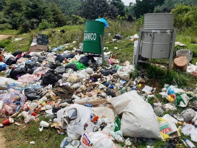 MÁS DE UNA TONELADA Y MEDIA DE BASURA RECOLECTAN EN LA DE CUOTA SAN CRISTÓBAL-TUXTLA