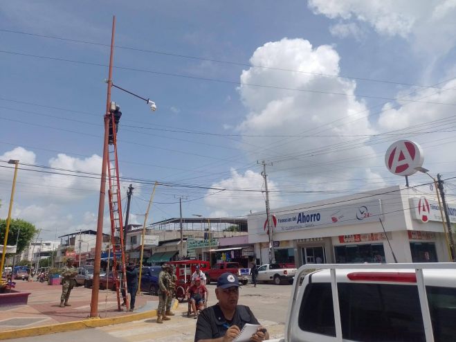 En Suchiate, desmantelan cámaras de vigilancia clandestinas: FGE