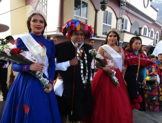 CORONACI&Oacute;N DE AMAIRANI URBINA CORDERO REINA DE LOS  FESTEJOS  DE JES&Uacute;S DE LOS DESAGRAVIOS EN TENEJAPA, CHIAPAS 2019.