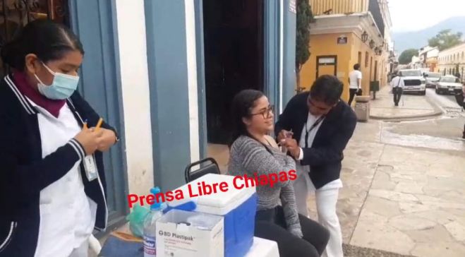 En SCLC instalan módulo de vacunación contra la influenza y neumococo 