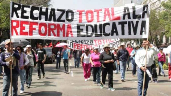 “Va a caer, va caer, la reforma va a caer"
