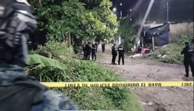 Ataque armado en Tapachula deja dos jóvenes sin vida y una mujer gravemente herida. 
