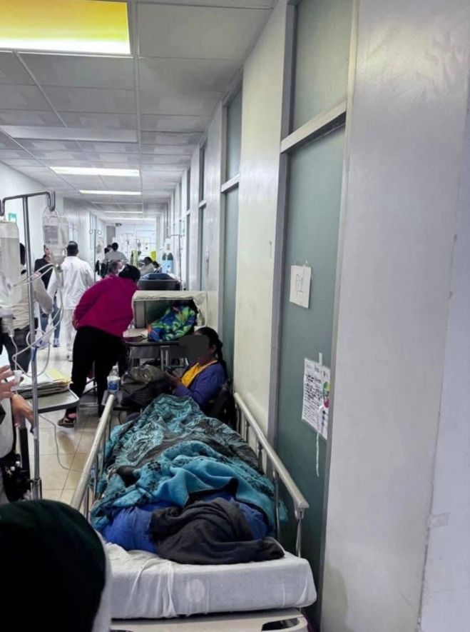 Colapsa Hospital General de Huixtla; pacientes son atendidos en pasillos