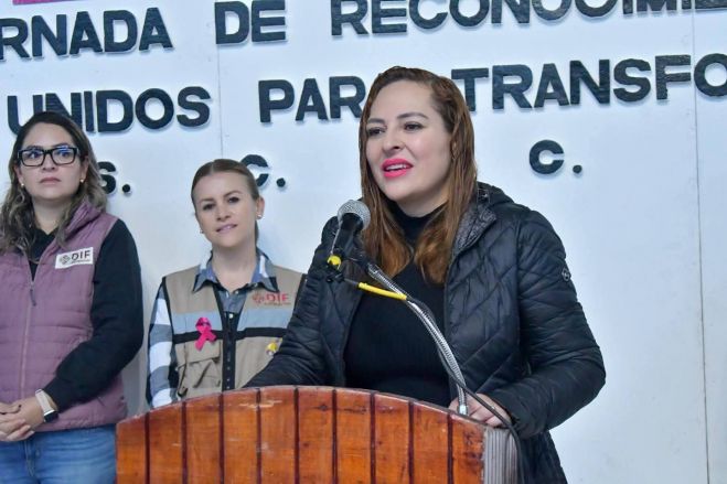 Fortalecen bienestar familiar con entrega de apoyos alimentarios en San Crist&oacute;bal