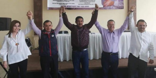 Ex líder estatal del PRI se suma al proyecto de Fernando Castellanos