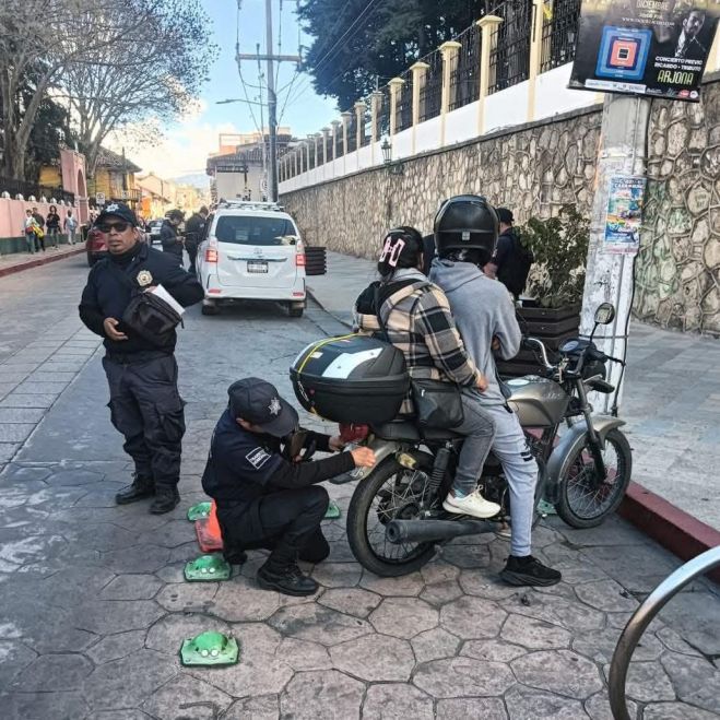 Tr&aacute;nsito Municipal refuerza la seguridad vial con operativo permanente en San Crist&oacute;bal