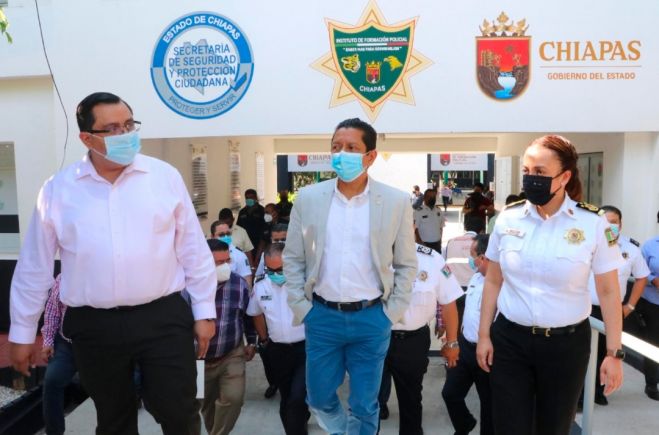 JUSTICIA SOCIAL A MUJERES POLIC&Iacute;AS A TRAV&Eacute;S DE LOS PROGRAMAS FEDERALES: LLAVEN ABARCA