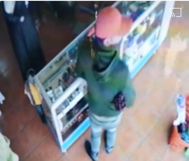 Ladr&oacute;n roba 20 celulares en Teopisca