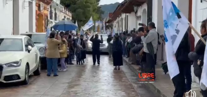 Dan el último adiós al párroco Marcelo Pérez Pérez